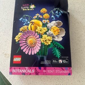LEGO Botanicals Colorful Flower Set
